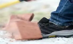 یک کفش مقاومتش از پراید بیشتر است