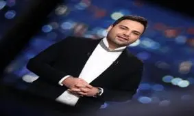 لوح تقدیر و تندیس بخش اجرا اهدا شد به: احسان علیخانی برای برنامه ماه عسل