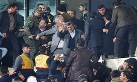 محمود احمدی‌نژاد: استقلال چهار گل دیگر می زد