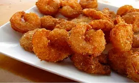 طرز تهیه میگو سوخاری؛ این خوشمزه های پفکی