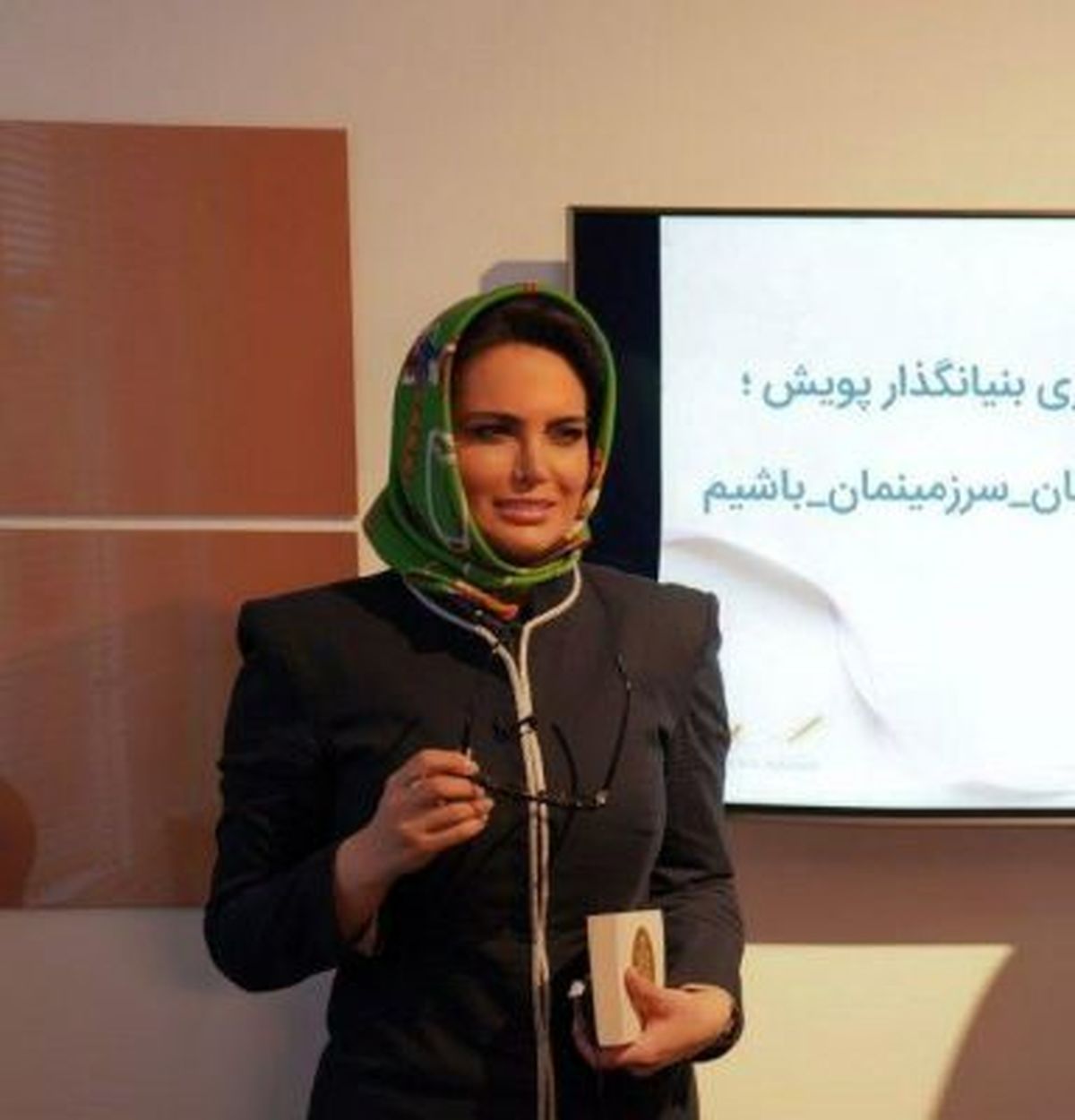 ناصری: نمیخواهم با پرداختن به مشکلات زنانه، هر دو جنس را مقابل هم قرار دهم و در مقابل مردان بایستم