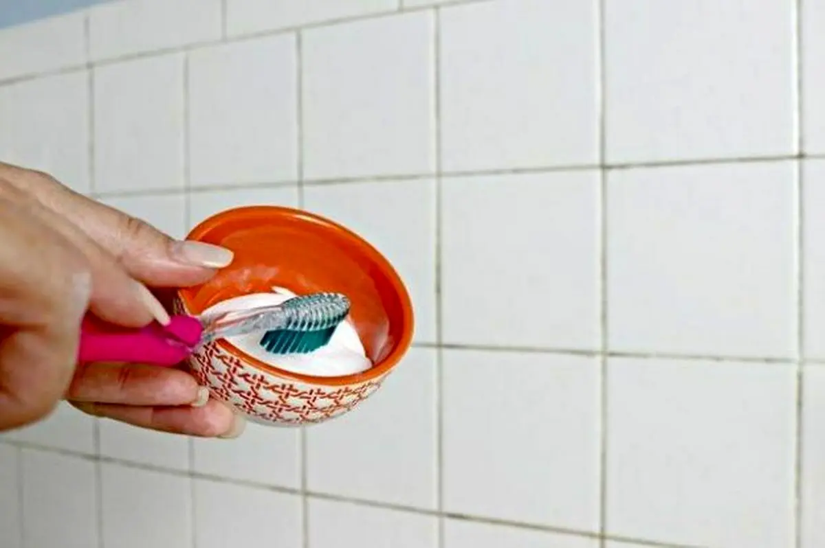 تمیز کردن بین کاشی ها