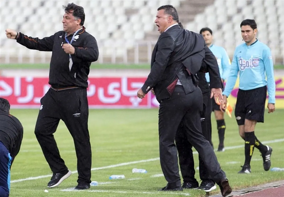 برای فدراسیون فوتبال و کمیته داوران متاسفم