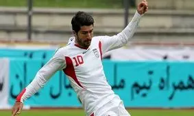 نارضایتی هواداران ناتینگهام فارست از عملکرد انصاری فرد