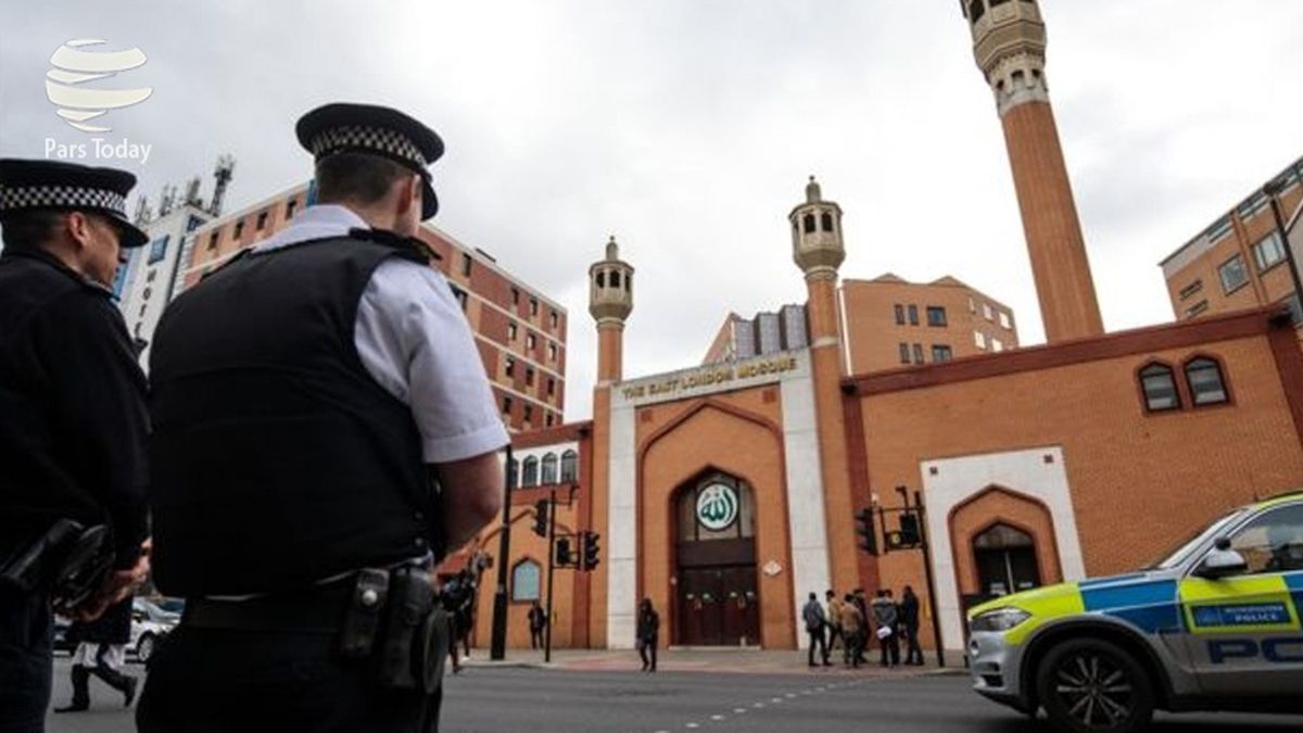 پس از حمله تروریستی نیوزیلند؛ افراطیون به نمازگزاران مسجدی در لندن حمله کردند
