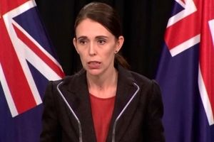 نخست وزیر نیوزیلند: عامل حمله به نمازگزاران مجوز حمل سلاح داشته است