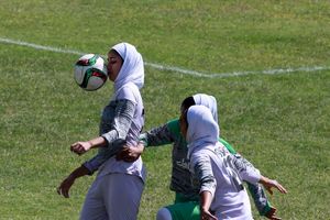 خلاصه دیدار شهرداری سیرجان و راهیاب ملل مریوان ( فوتبال زنان)