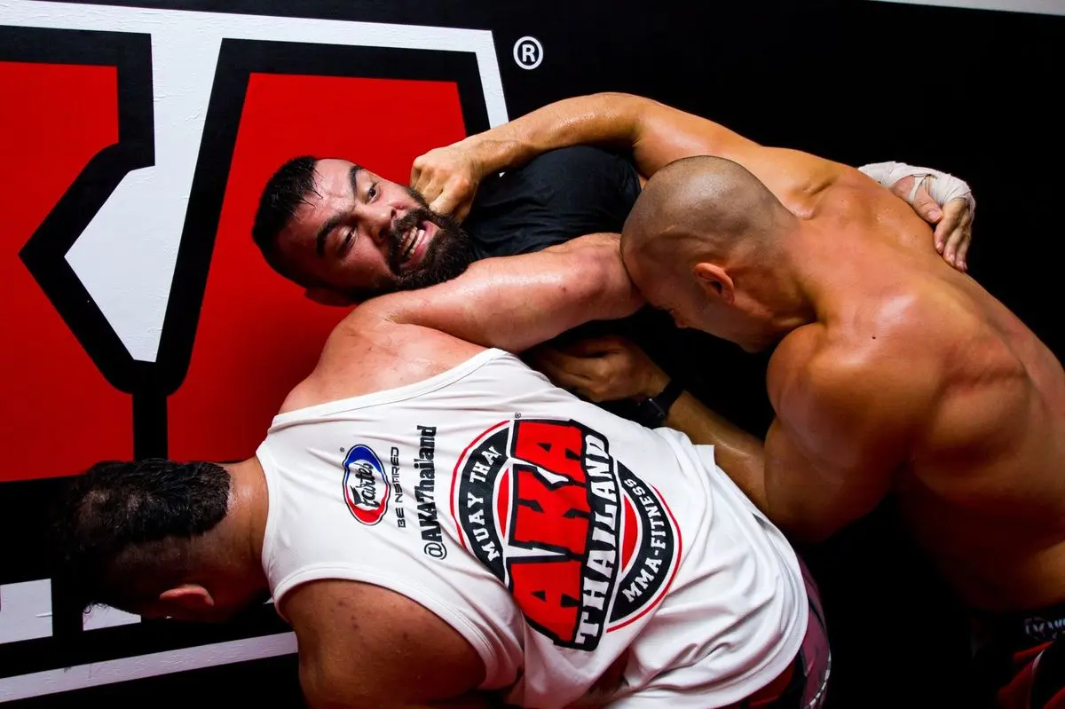 خلاصه رقابت علی‌اکبری و شلتون آمریکایی