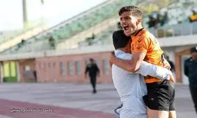 عجیب ترین شادی گل فوتبال ایران+تصویر