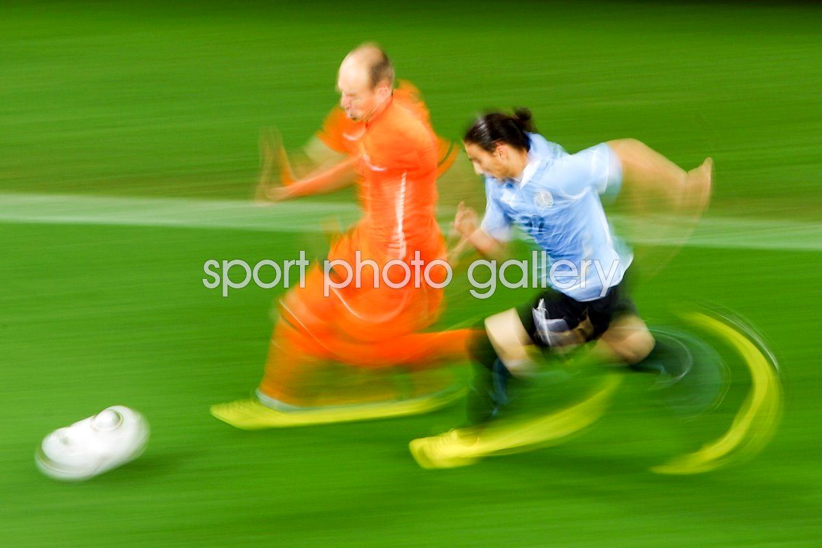 ویدئو رقابت اروگوئه و هلند در نیمه نهایی جام جهانی 2010