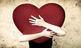 چگونه می‌توانیم بدنمان را بیشتر دوست داشته باشیم؟