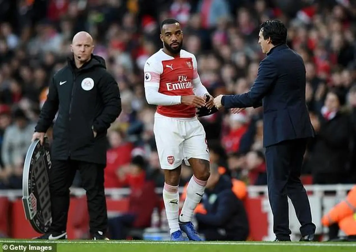 عصبانیت بازیکنان در هنگام تعویض