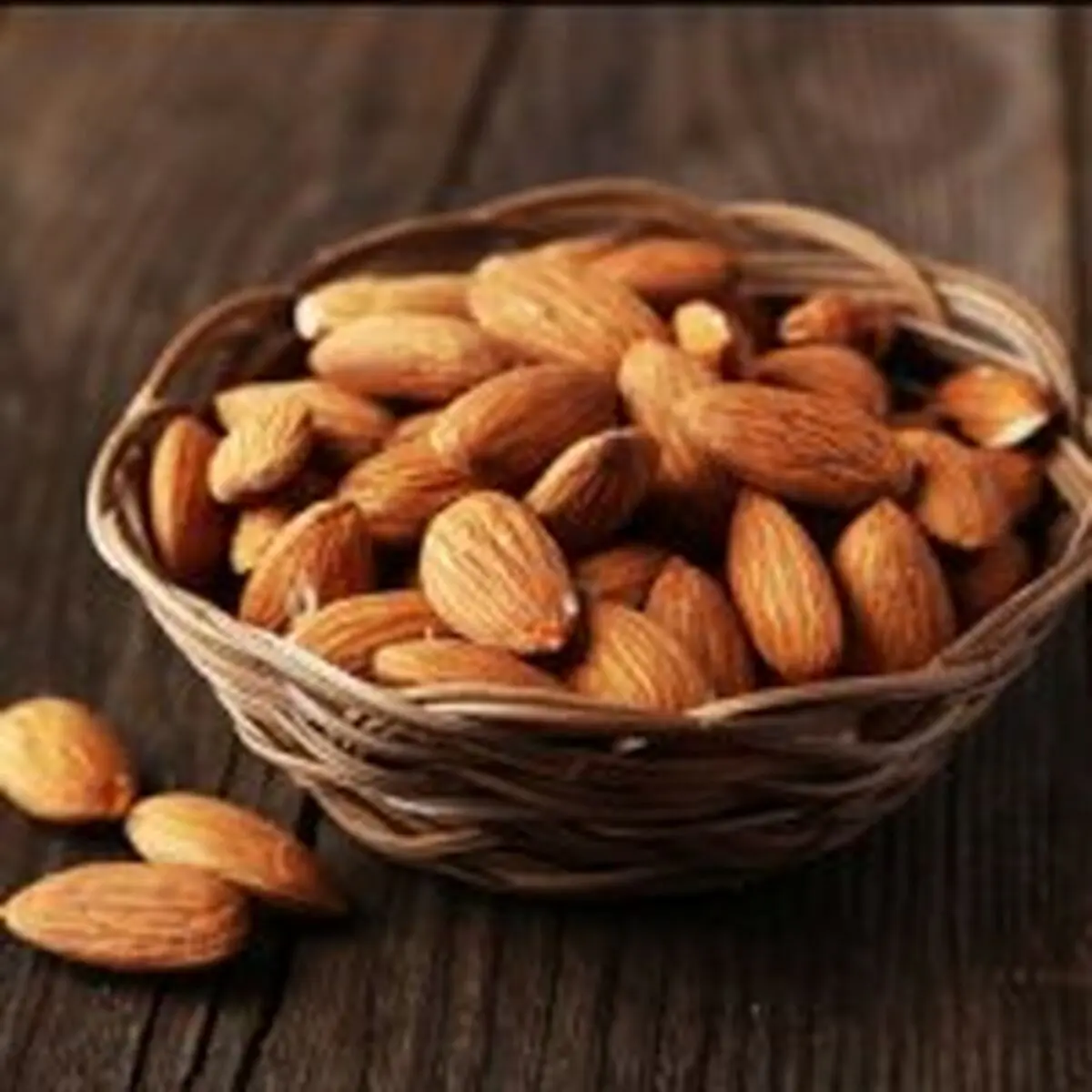 فرمول سلامت با 15 بادام!