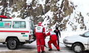 امداد رسانی به بیش از ۱۵۰ خودرو گرفتار در برف در گردنه شاه‌منصوری