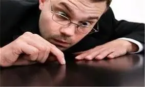 افراد وسواسی چه نشانه هایی دارند؟