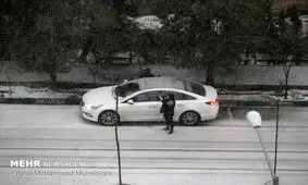 بارش تگرگ ارومیه را سفید پوش کرد