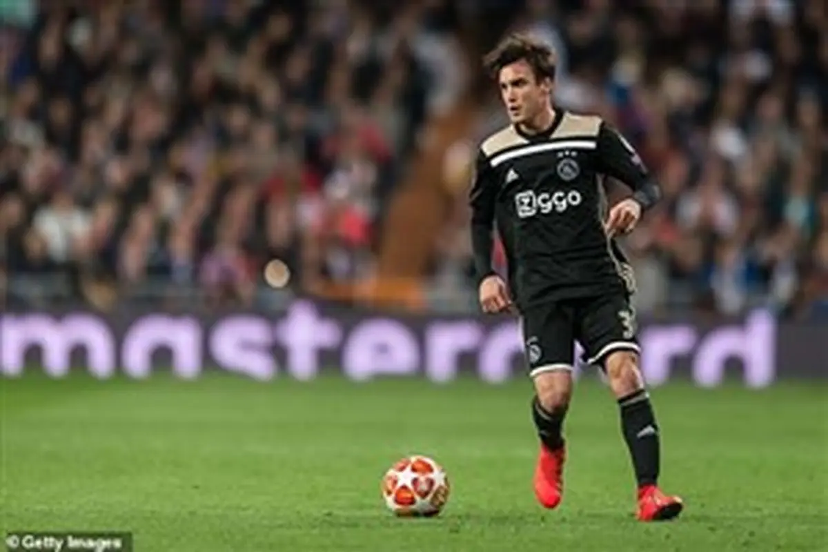 ستاره آرژانتینی آژاکس به بارسلونا پیشنهاد شد