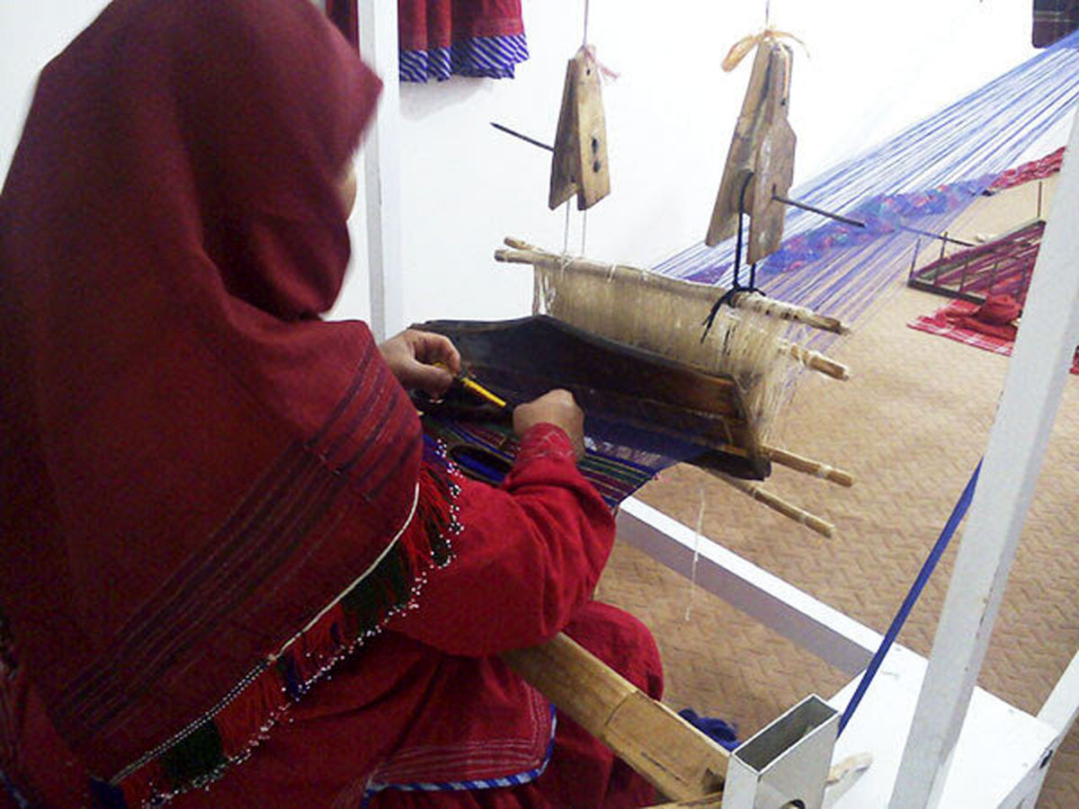 افتتاح مرکز تخصصی ابریشمبافی در گلستان