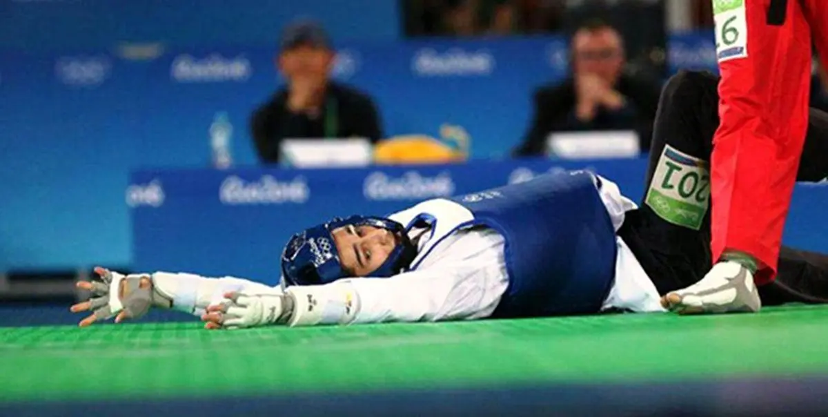 پایان سونامی با شکست مقابل پلنگ افکن/ اعزام تیم ملی به انگلیس با هفت وزن؟!