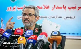لزوم ارائه ۳۰ طرح عملیاتی برای بیانیه گام دوم انقلاب