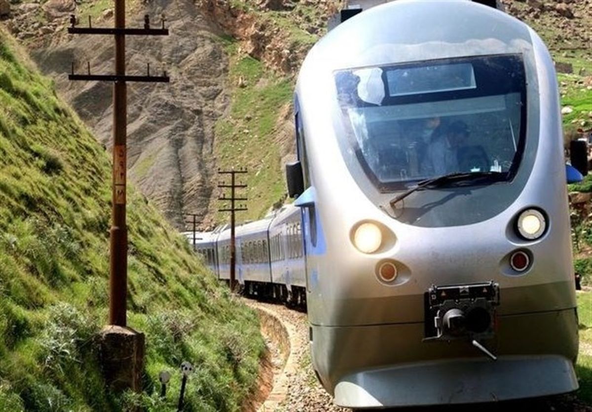 قطار گردشگری لرستان رونمایی میشود