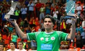 خاطره بازی با آقای گل فوتسال جهان/ وحید شمسایی: قهرمانی زنان ایرانی در فوتسال آسیا مایه مباهات است