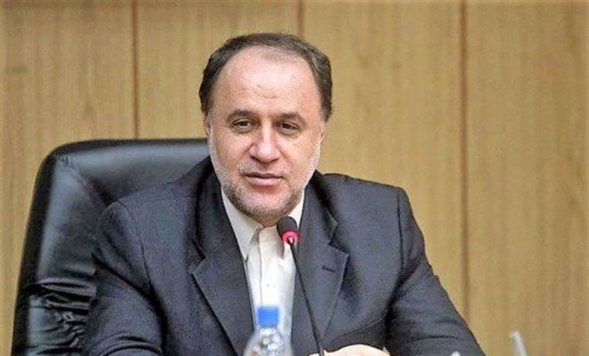عیدی مجلس و دولت به کارمندان/ تفاوت مصوبه مجلس با طرح دولت در افزایش حقوق