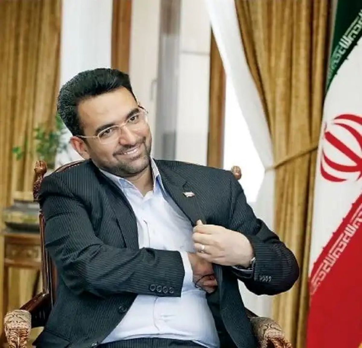 پیگیریهای آذریجهرمی نتیجه داد: غول ارزشافزوده تلوزیون دست از سر مردم برداشت/ توسكا: ديگر خدمات ارزش افزوده نداريم