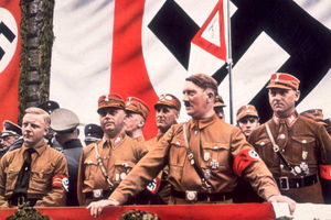 حقایقی عجیب درباره خودکشی مرموز دیکتاتور نازی‌ها / از راز دندان هیتلر تا شاهد خاموش با آخرین جواب + تصاویر