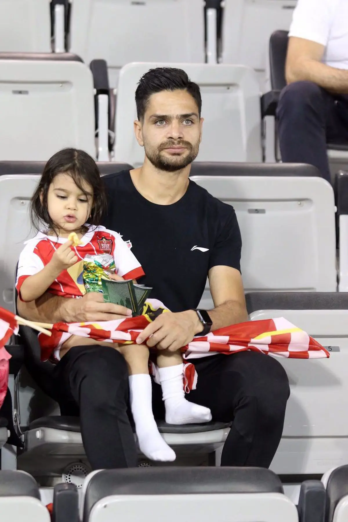 ویدیو/مکالمه جالب کمال و کمند کامیابی نیا!