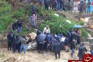 سرنوشت مبهم راننده خودروی گرفتار شده در سیل+ عکس