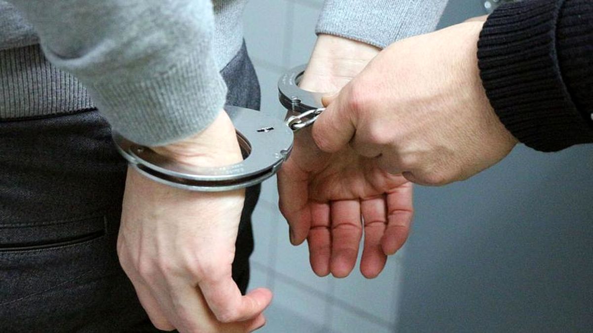 عامل توزیع مواد مخدر توسط پلیس دستگیر شد