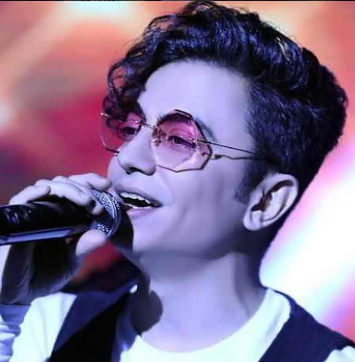 آهنگ محسن ابراهیم زاده به نام سال نو