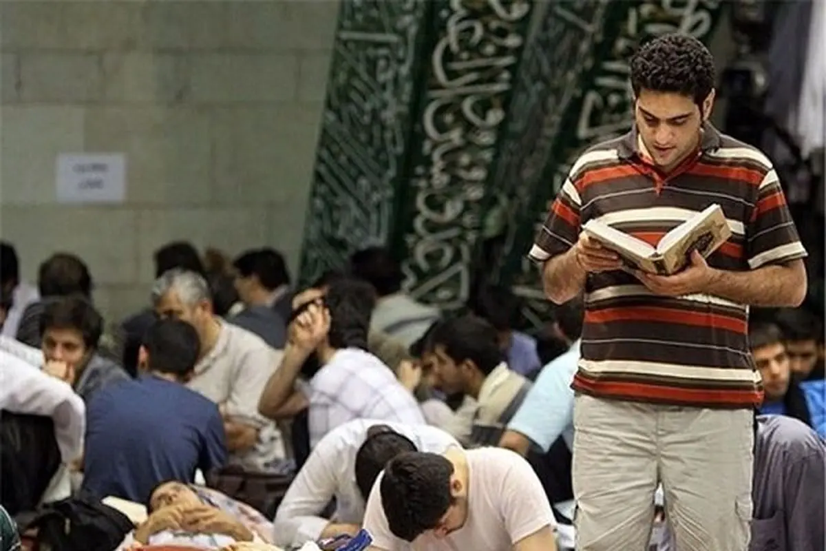 پایان مراسم معنوی اعتکاف با حضور ۷۵۰ کرمانشاهی