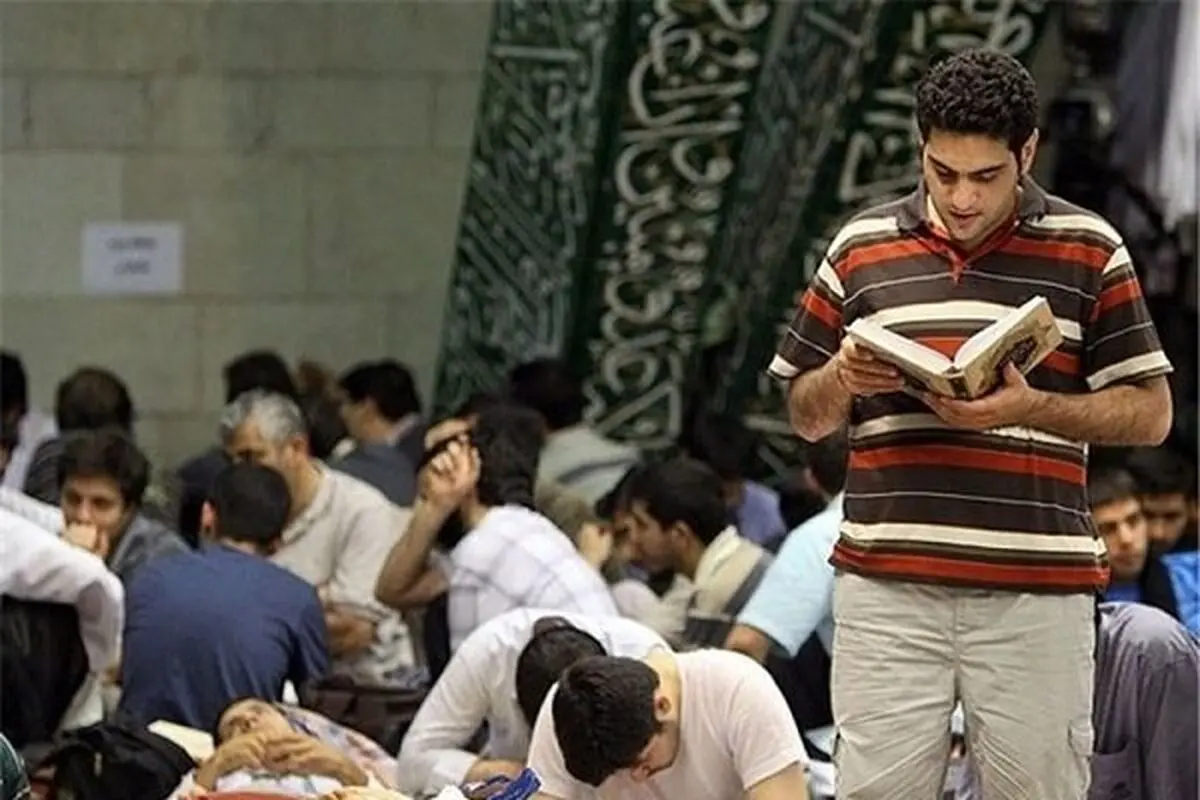 پایان مراسم معنوی اعتکاف با حضور ۷۵۰ کرمانشاهی