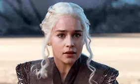 وقتی امیلیا کلارک ستاره «بازی تاج و تخت» تا دم مرگ رفت