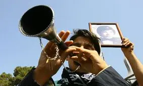 حنجره‌ طلایی خواننده «دایه دایه» بر چرخ‌های خیاطی چربید

