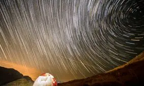 جذاب‌ترین بارش شهابی آسمان ایران را امشب ببینید