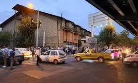 لغو یکباره برنامه ستاد پزشکیان در ورزشگاه حیدرنیا/ مردم در خیابان‌های اطراف پراکنده شدند/‌فرمانداری مجوز می‌دهد، وزارت کشور مجوز را لغو می‌کند؟/ ویدئو