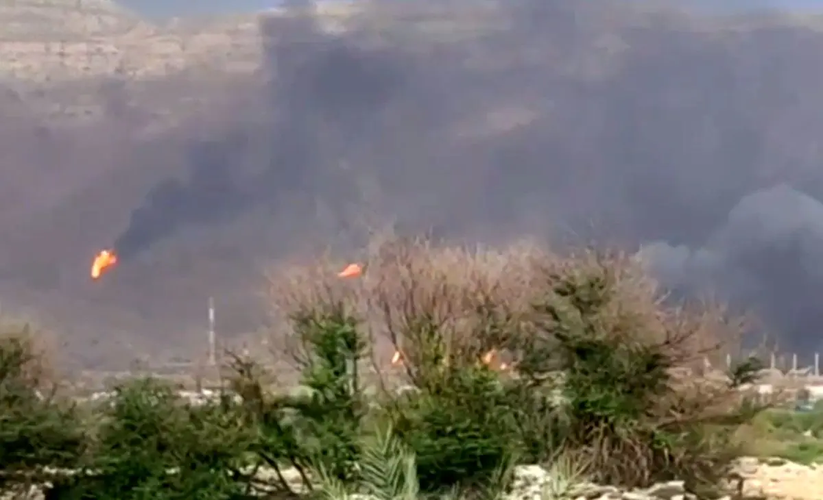 حمله آمریکا و اسرائیل به تاسیسات نفتی عسلویه/ اصابت به فازهای به 3، 4، 5 و 6 پارس جنوبی/ فازها از مدار خارج شدند/  اطلاعیه سازمان پدافند غیرعامل کشور در پی حمله به تاسیسات منطقه پارس جنوبی