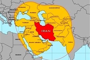 باید ایران را از خفگی ژئوپلیتیک خارج کنیم/ امنیت تجارت بین‌الملل را به امنیت کشورمان گره بزنیم