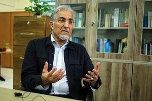 بابک زنجانی که می گفت حتی مبلهای خانه اش مصادره شده اند، حالا چطور با ارگانها قرارداد می بندد؟
