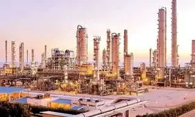 مهار آتش‌سوزی در پتروشیمی خارگ؛ یک نفر فوت شد