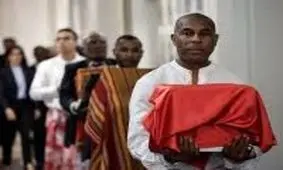  فرانسه سر بریده پادشاه ماداگاسکار را بازگرداند 