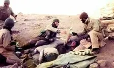 آن‌ دو نفر اصرار داشتند که زودتر به من تیر خلاص را بزنند، اما نفر سوم مخالفت کرد