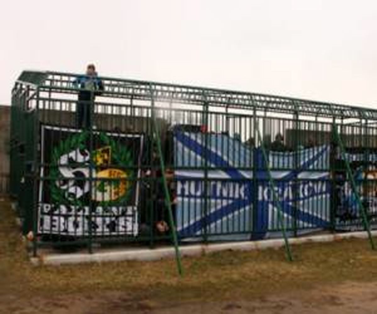 باغ وحش آهنین انسانی در لهستان!! + تصاویر