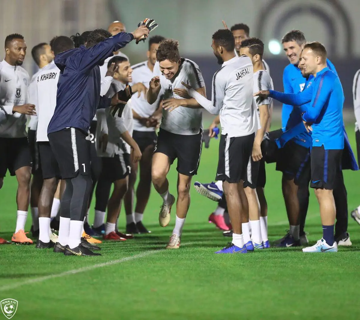 الهلال با کاپیتان برزیلی مقابل استقلال 