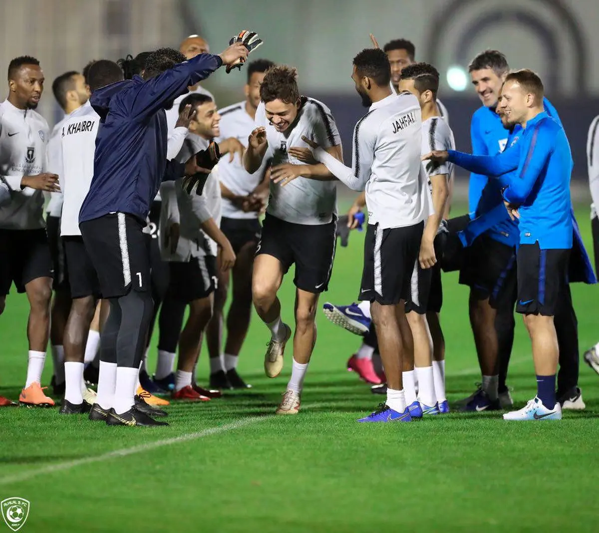 الهلال با کاپیتان برزیلی مقابل استقلال 