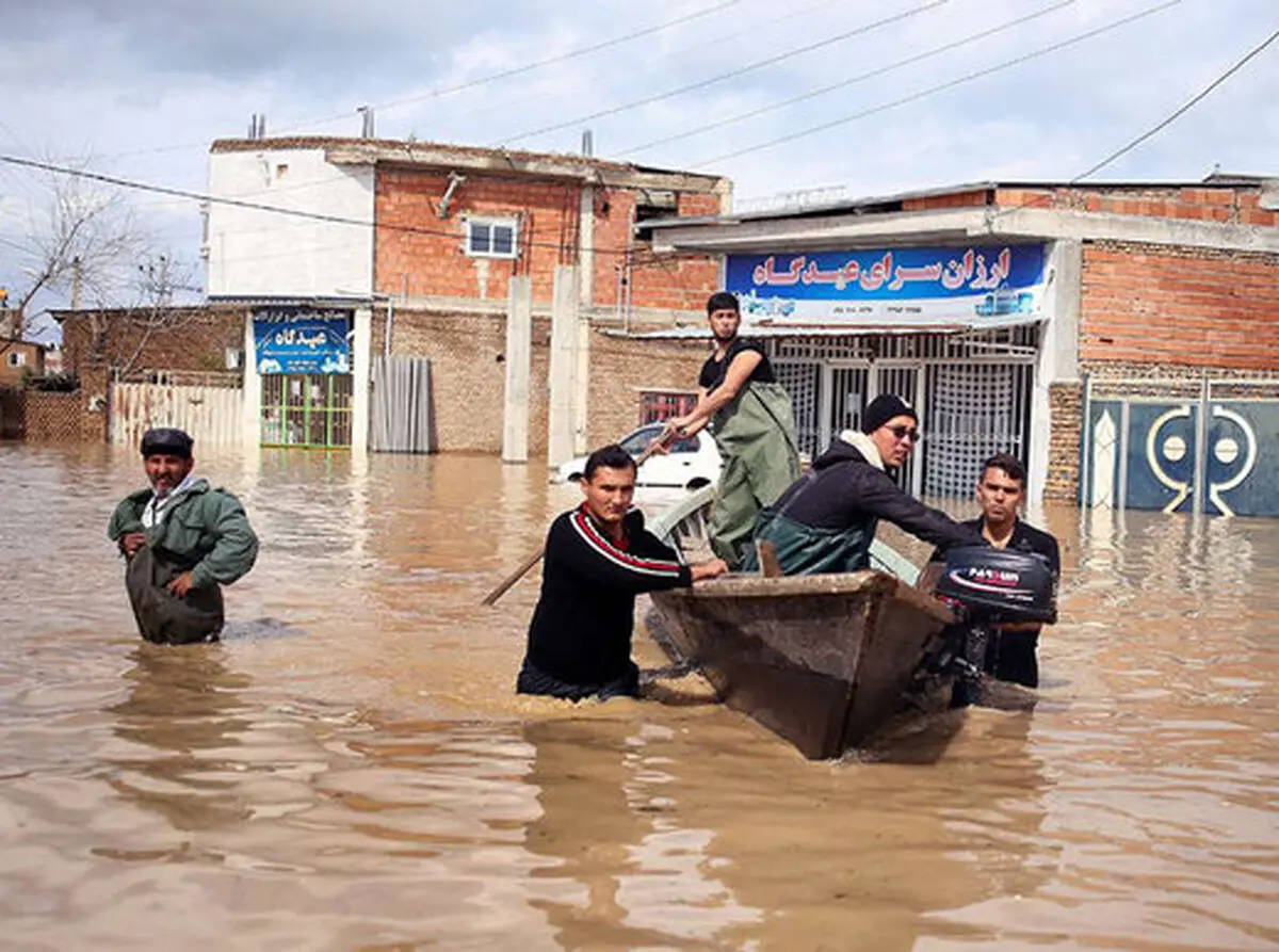 ارسال اولین محموله‌های کمک به سیل زدگان گلستان از سوی سازمان حج و زیارت / توزیع روزانه یک هزار وعده غذای گرم