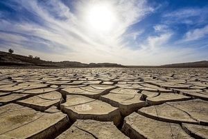 حاکمیت ۳۰ ساله خشکسالی‌ در کشور/تبخیر ۲۷۰ میلیارد مترمکعبی آب به دلیل تابش خورشید و بادهای خشک